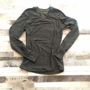 Lululemon Green Long Sleeve Top Ruched Details